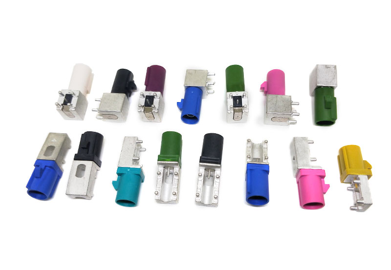 FAKRA連接器自動組裝機的介紹、工作原理和使用注意事項