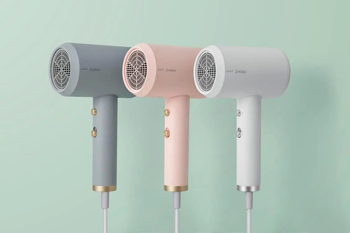 吹風(fēng)機(jī)非標(biāo)自動(dòng)化設(shè)備：結(jié)構(gòu)、使用注意事項(xiàng)及工作原理